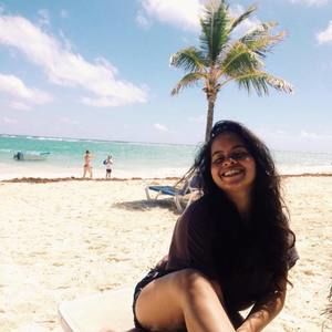 Meet your Posher, Yesica